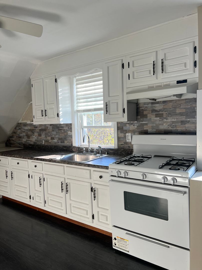 Cranston Apartment: 38 Frances Ave