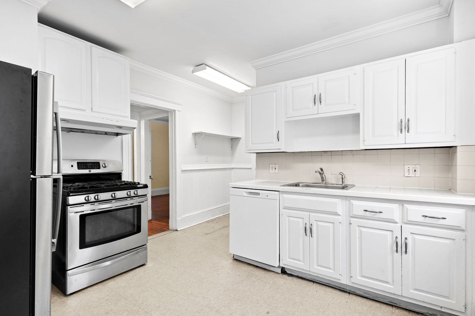 Milford Apartment: 75 Orchard