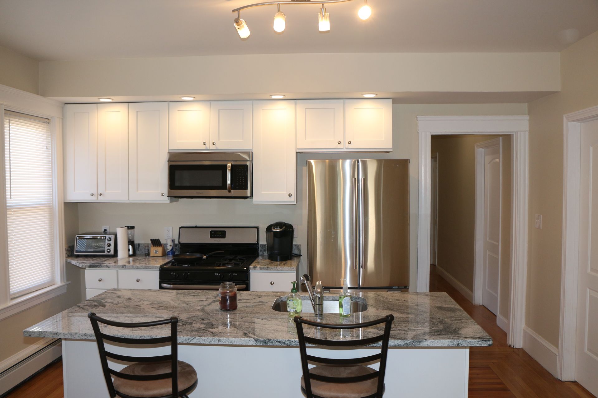 Providence Apartment: 139-141 Oakland Ave Unit #1