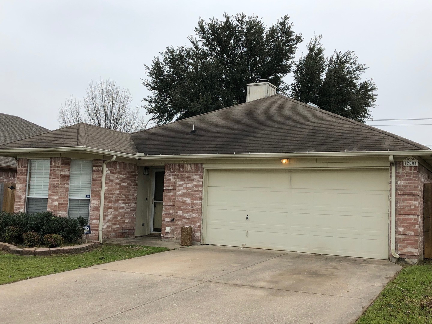 Arlington House: 1208 Brookvalley Drive