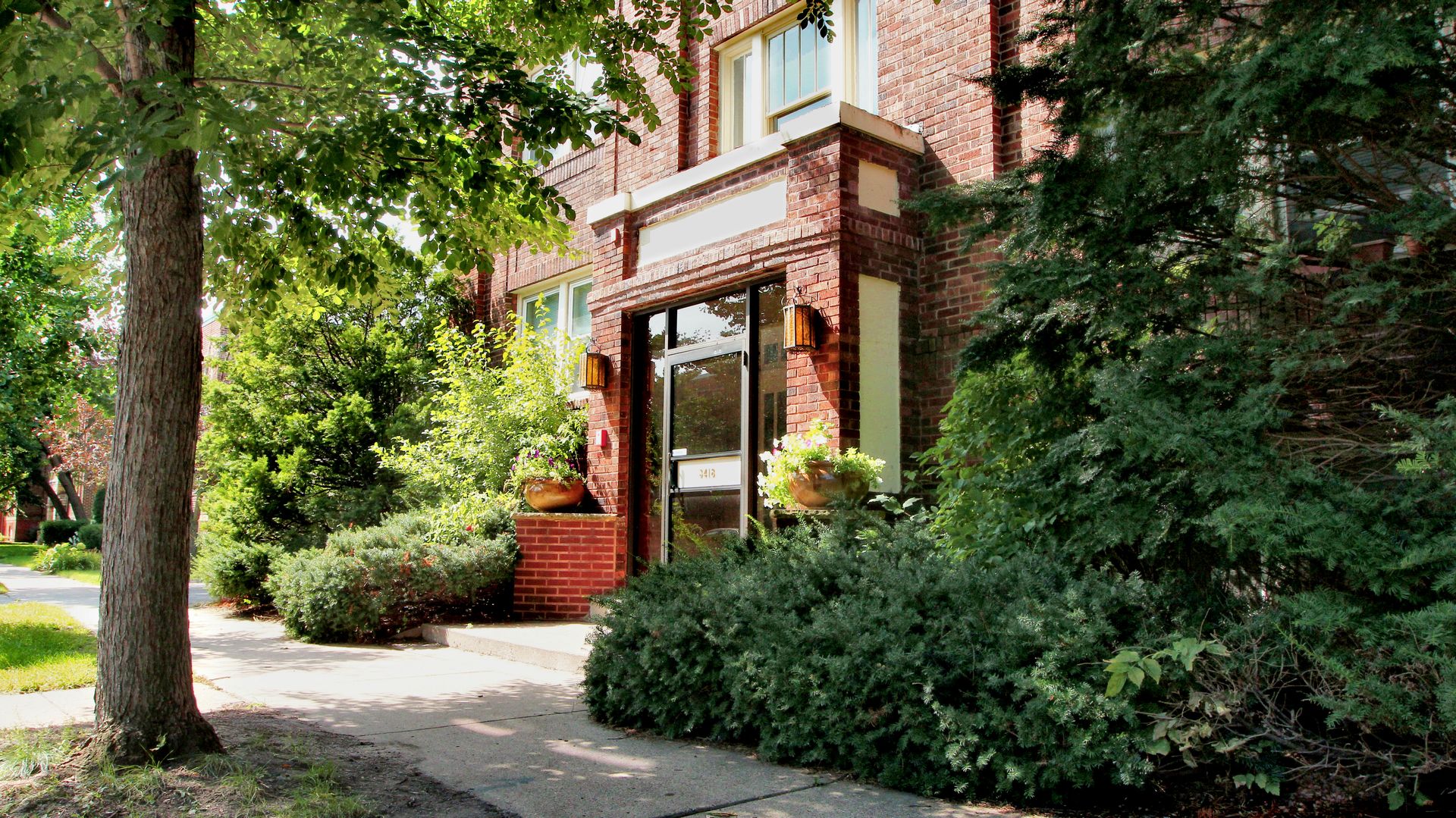 Minneapolis Apartment: 3418 Emerson Ave S