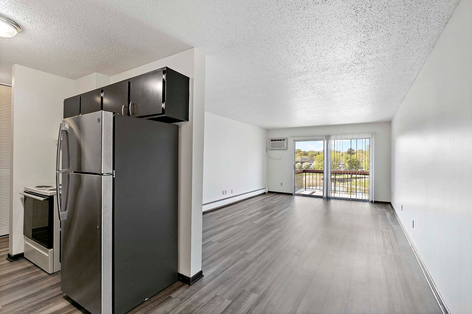 Crystal Apartment: 7710 36th Ave N