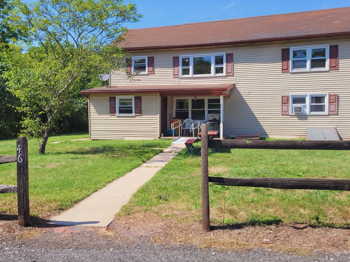 Mohnton Apartment: 46 Tritch Lane