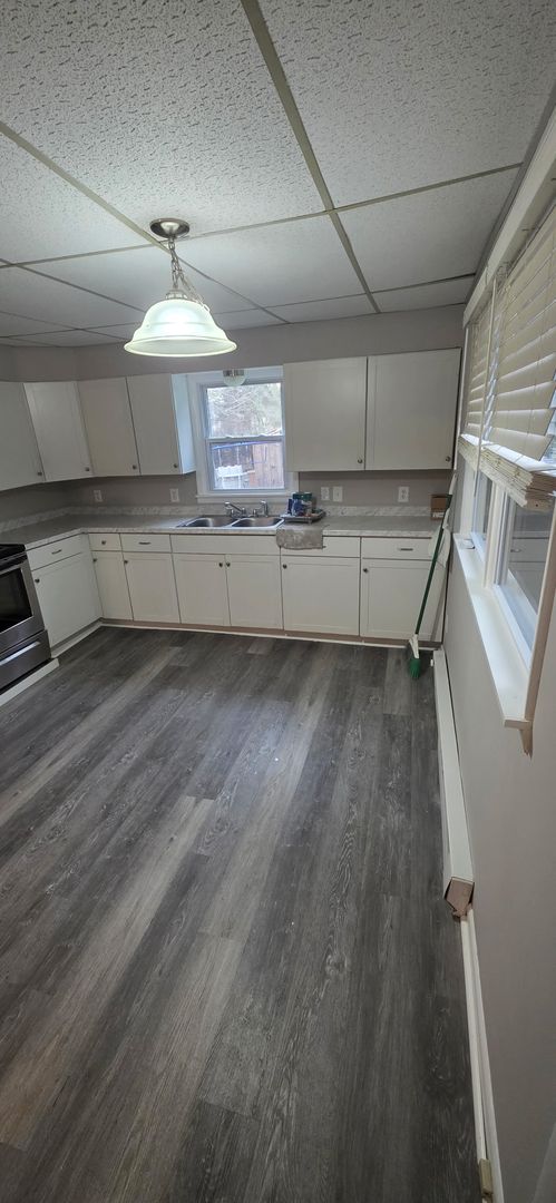 Hershey Apartment: 123 West Main Street