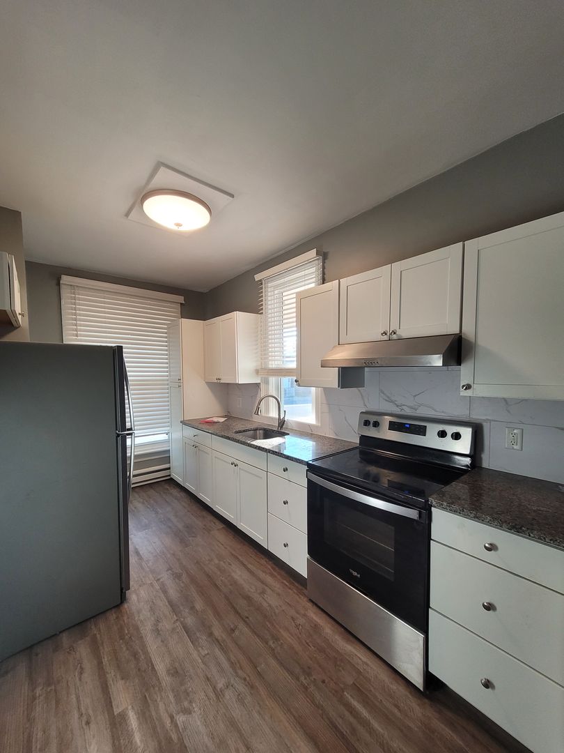 Elizabethtown Apartment: 136 North Market Street