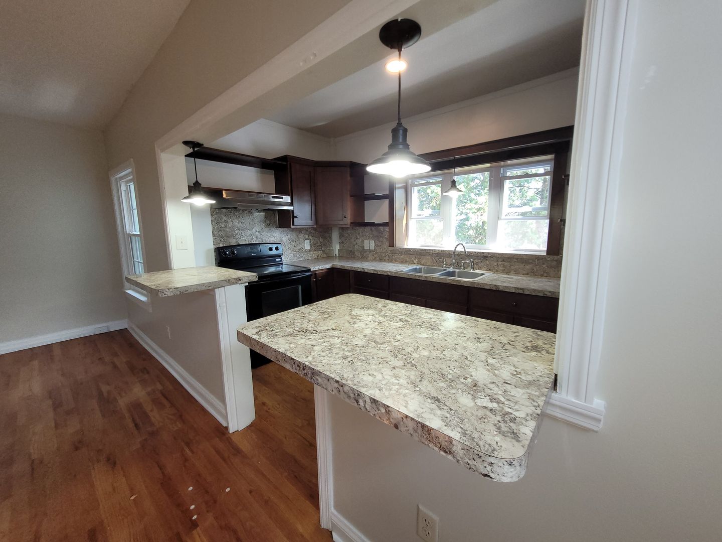 Lancaster Apartment: 905 East King Street