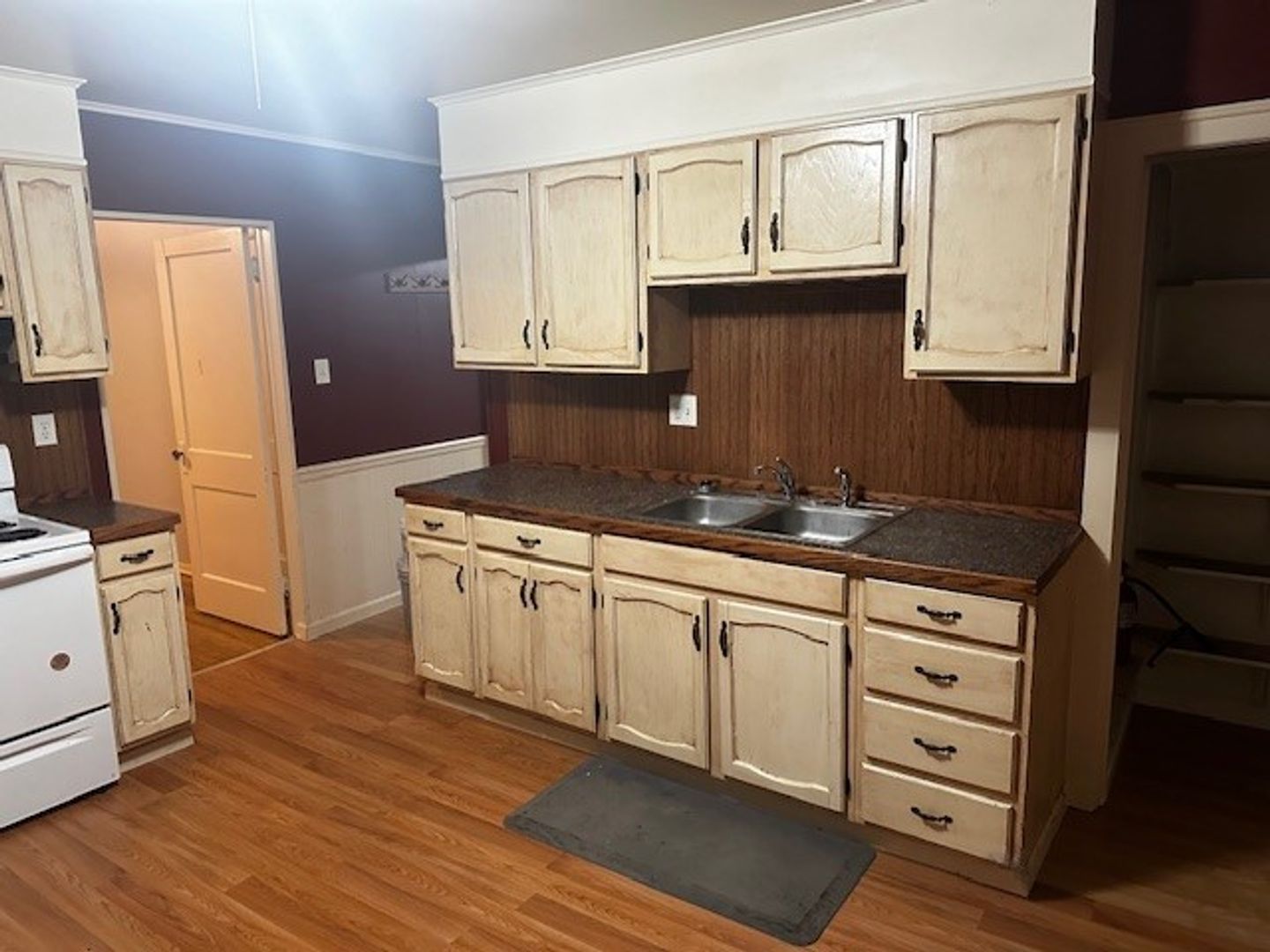 Ephrata Apartment: 50 Lincoln Avenue