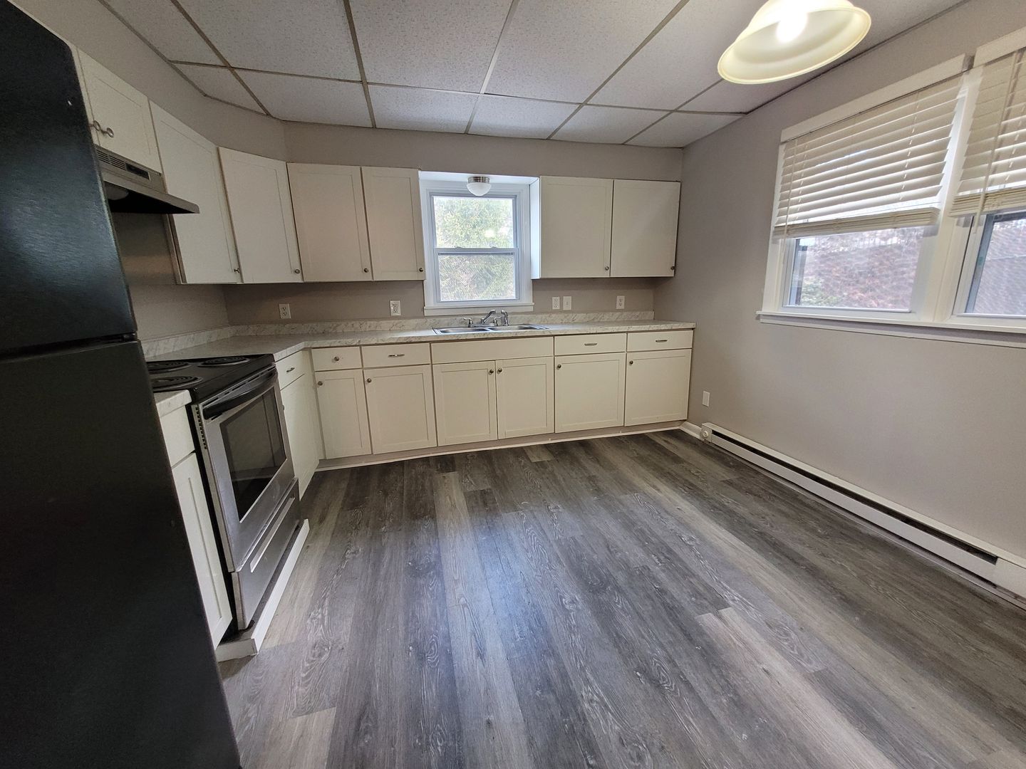 Hershey Apartment: 123 West Main Street