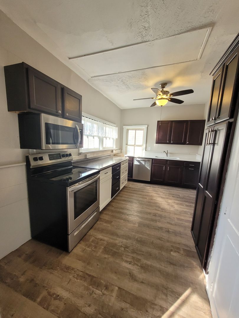 Ephrata Apartment: 55 North Church Street