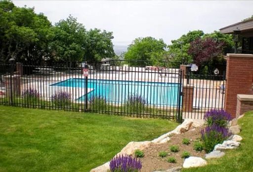 Ridgewood Condo's 1 Bedroom Apartment w/ Pool & Clubhouse!