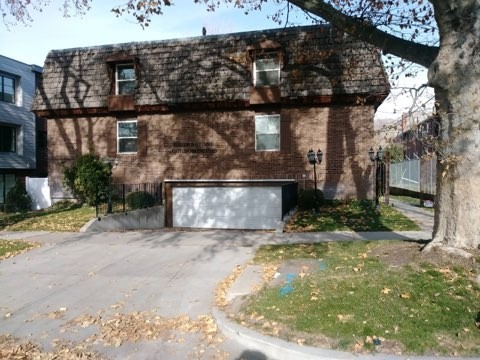 Downtown SLC 2 bedroom, 1 bathroom apartment Near LDS Conference Center – photo 1