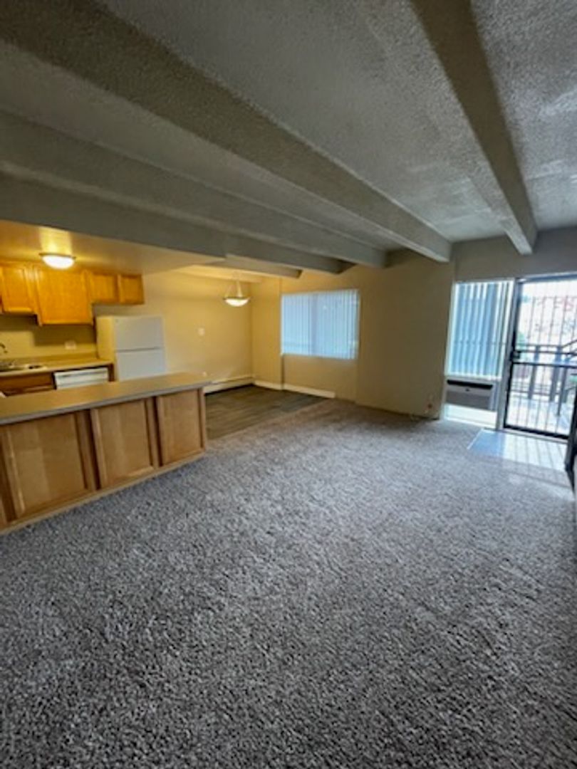 Englewood Apartment: 3595 S. Washington St