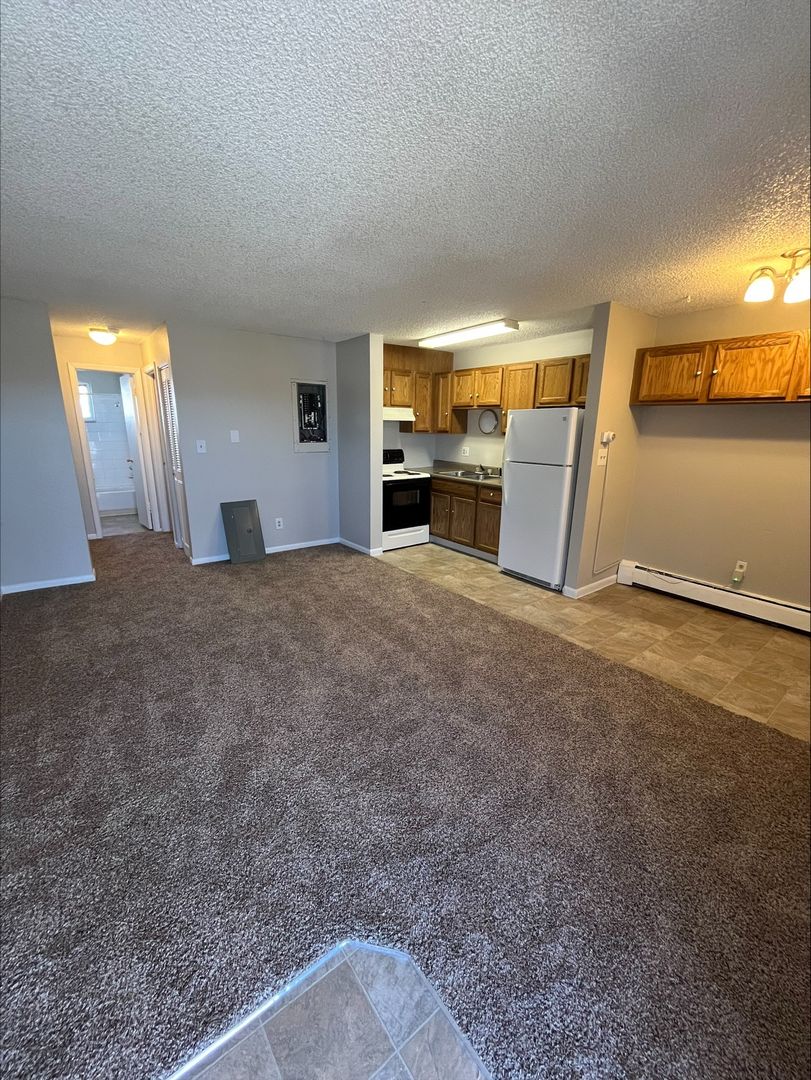Littleton Apartment: 5540-5560 S. Elati St