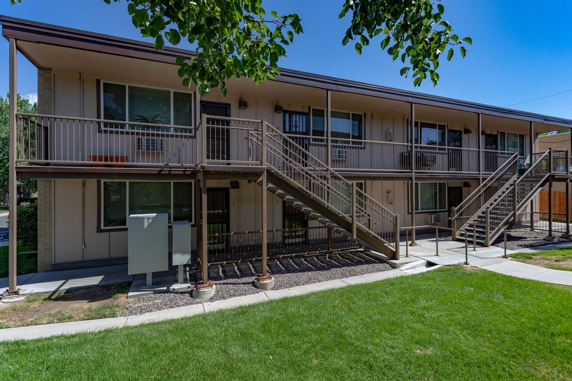 Littleton Apartment: 5368-5388 S. Fox St