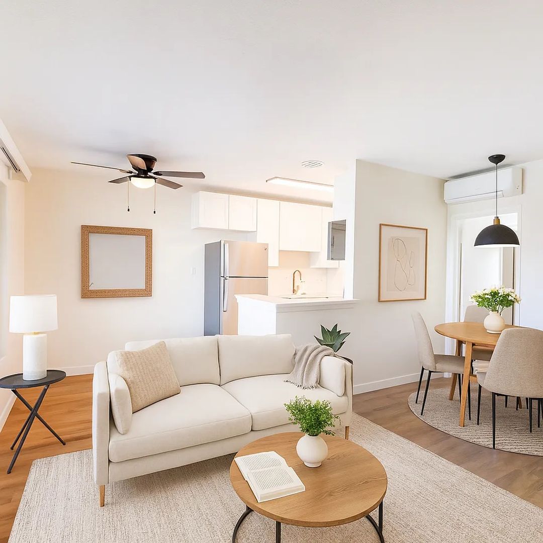 Garden Grove Apartment: 12571 Kensington Lane