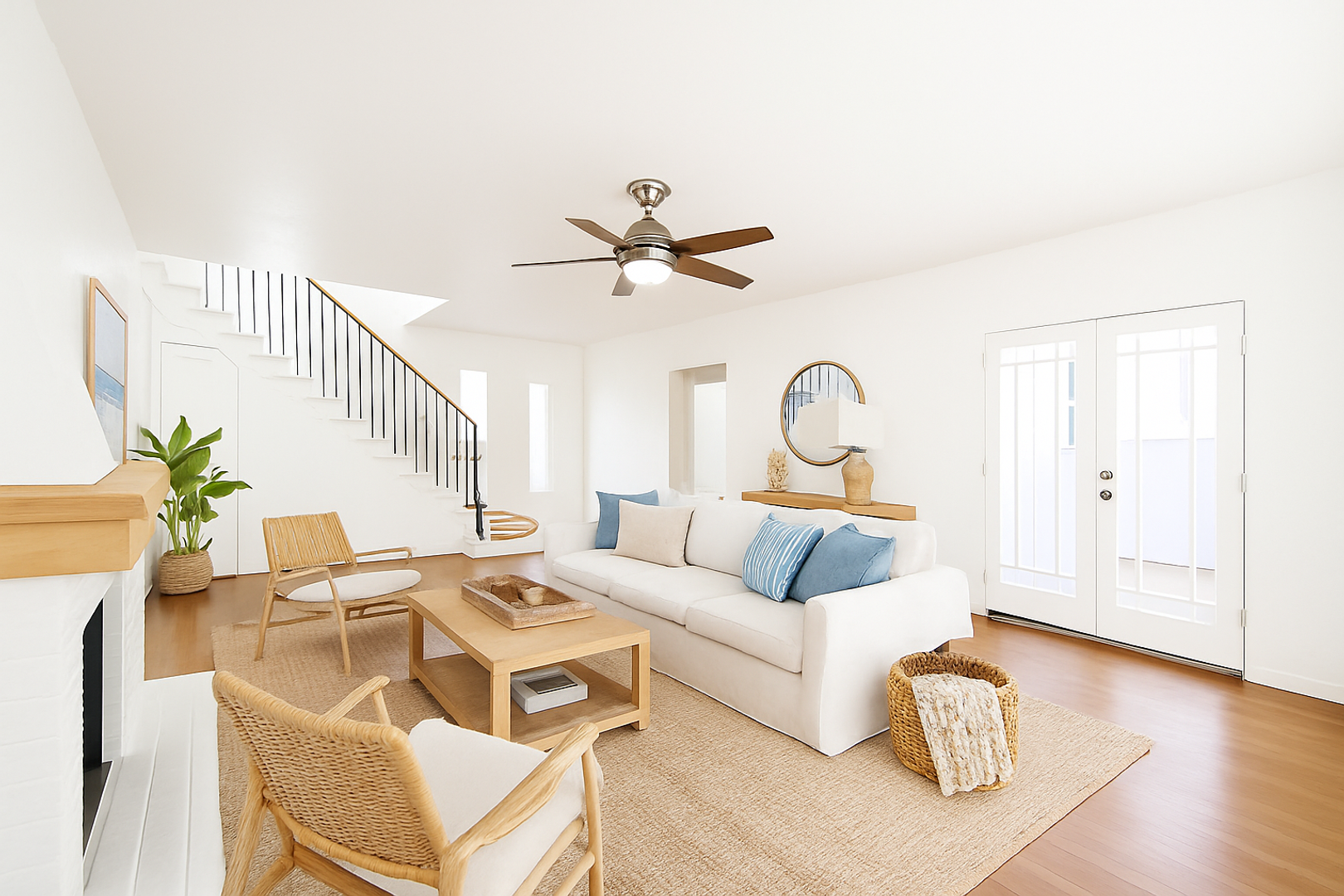 Long Beach Apartment: 1527 East 3rd Street