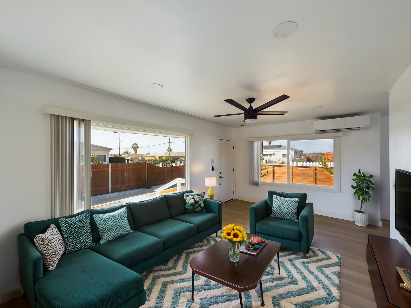 San Diego Apartment: 5603 Alleghany St