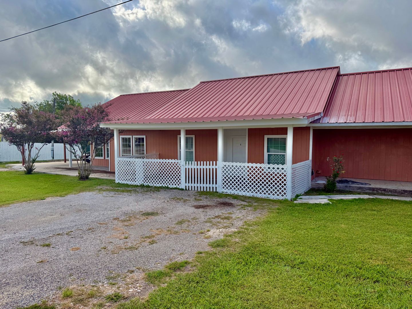 San Marcos Apartment: 167 Shelley Lane