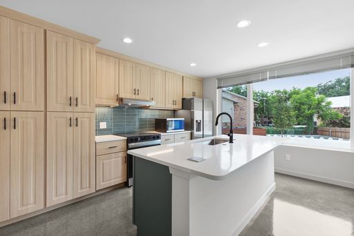 Modern Luxury in San Marcos' Premier Courtyard Community – 100% Off One Full Month's Rent OR $100 OFF Your Monthly Rent – photo 1