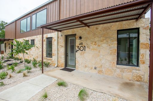 Modern Luxury in San Marcos' Premier Courtyard Community – 100% Off One Full Month's Rent OR $100 OFF Your Monthly Rent – photo 1