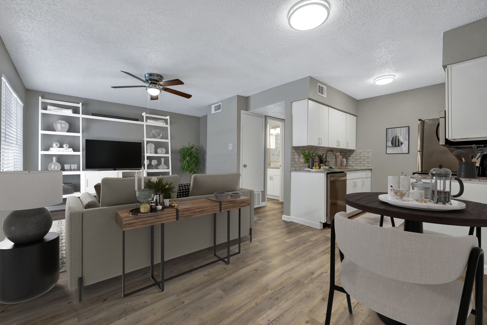 San Marcos Apartment: 605 W Hutchison