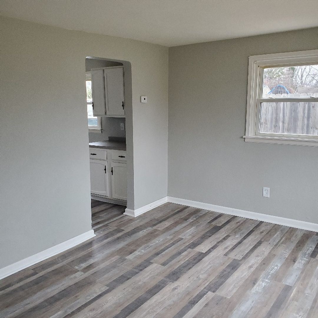 LORAIN House: 3107 LINCOLN ST