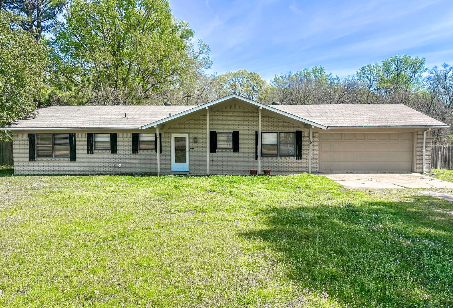 Texarkana House: 10 Morning Dr