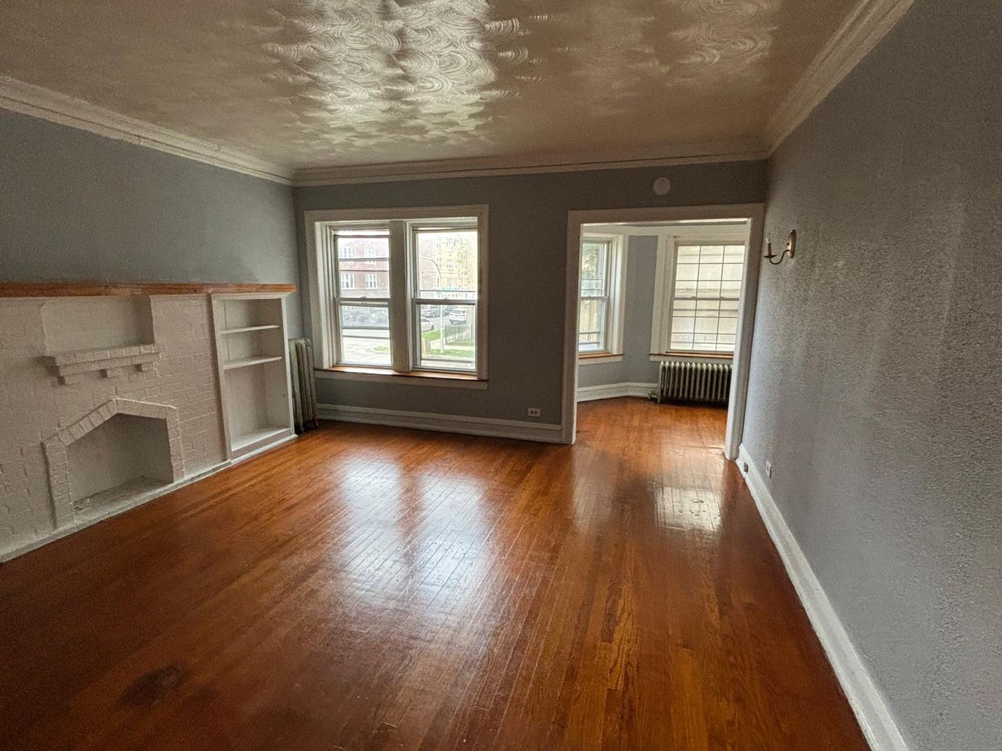 Chicago Apartment: 7700 S Phillips