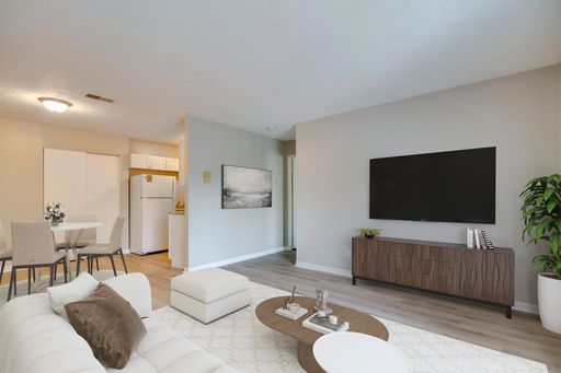 Spacious 2 Bedroom Apartment in Cincinnati at Auburn Park - 905 Sq Ft – photo 1