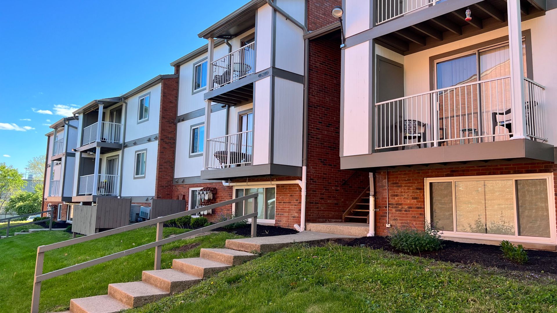 Cincinnati Apartment: 2901 Banning Rd.