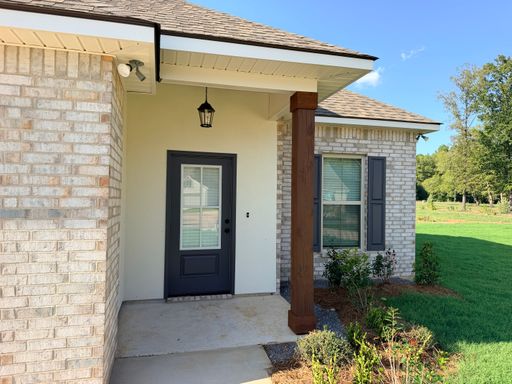 Brand New Construction in Haughton- Close to I-20- 15 Minutes to BAFB – photo 1