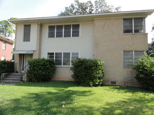Super cute downstairs unit off Youree Drive... – photo 1