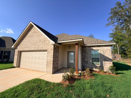 Brand New Construction in Haughton- Close to I-20 - 15 Minutes to BAFB – photo 1