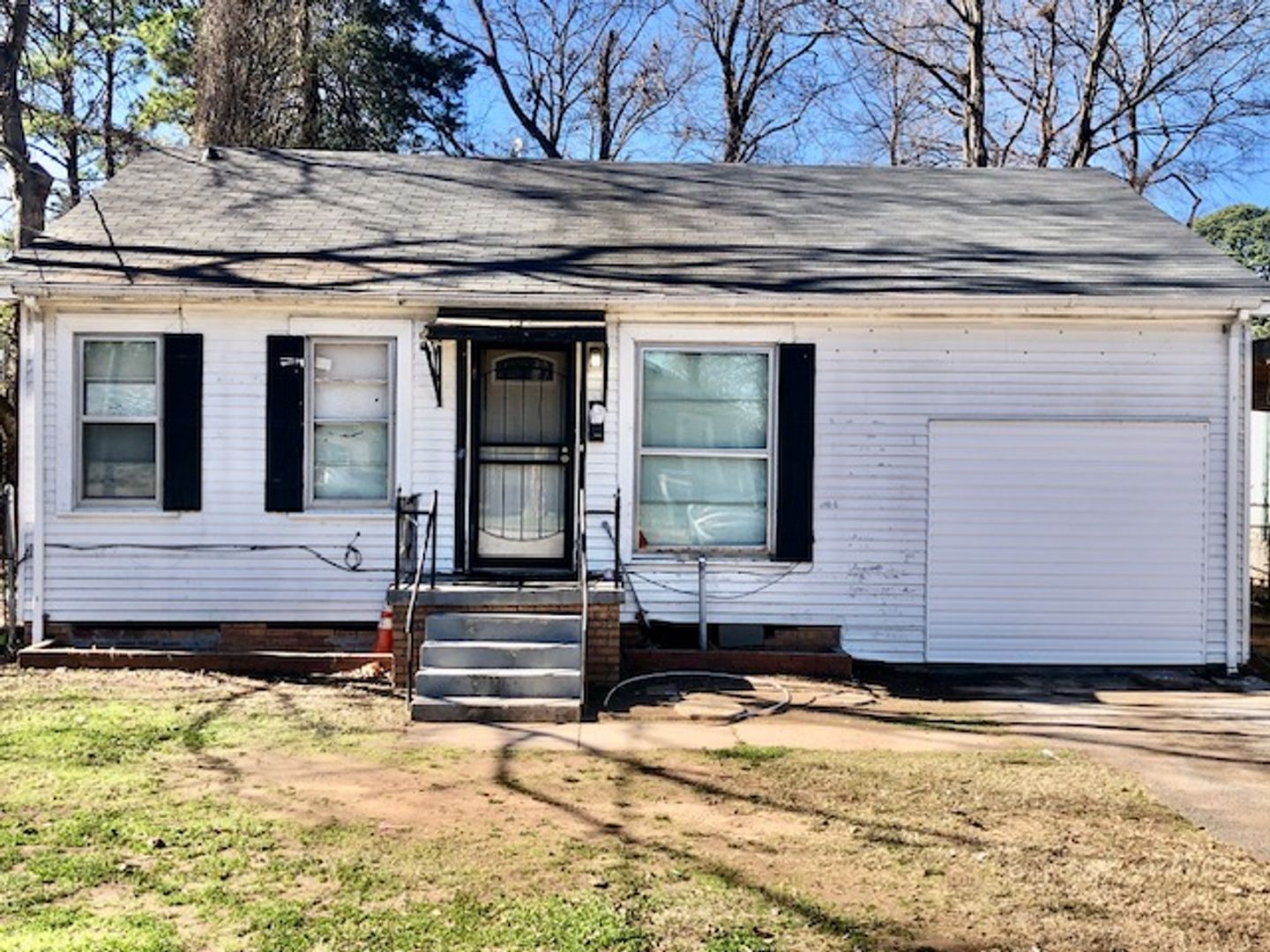 Bossier City House: 837 Modica Street