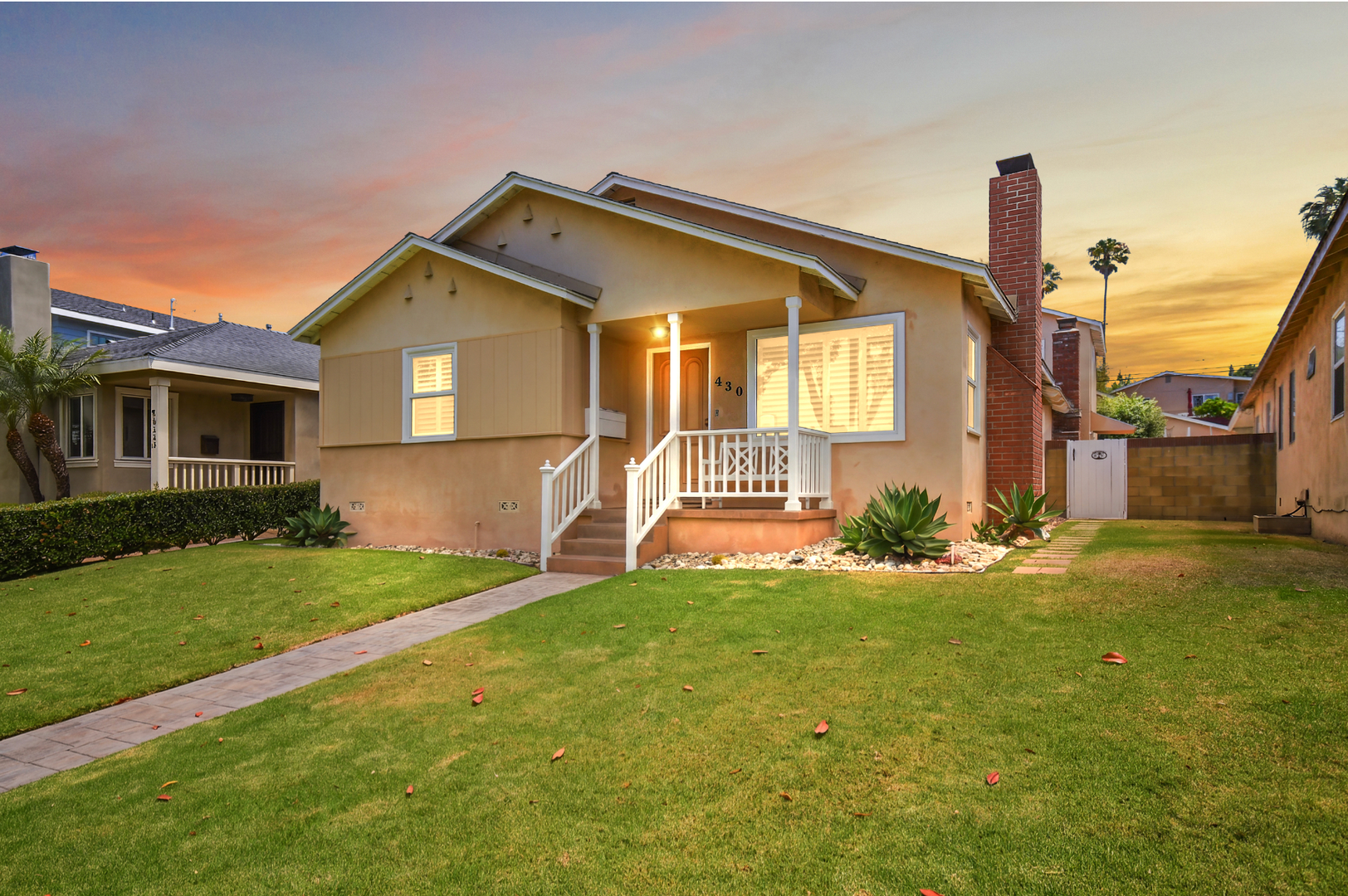 Redondo Beach House: 430 N Maria Ave