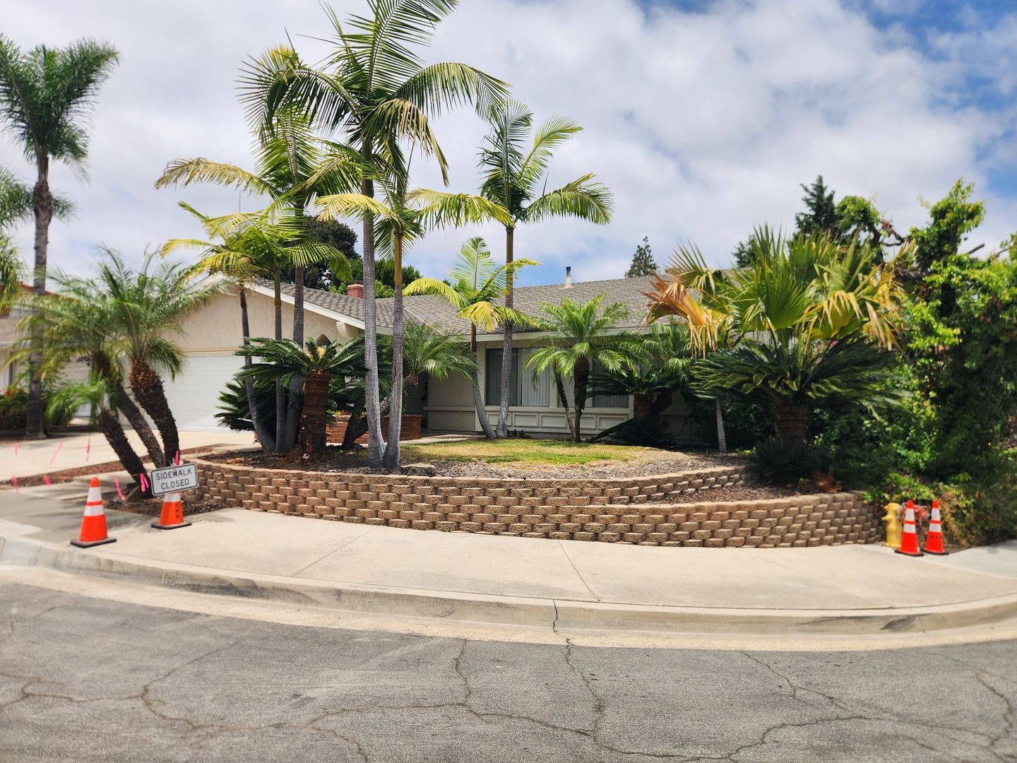 Mission Viejo House: 26731 Valpariso Dr.