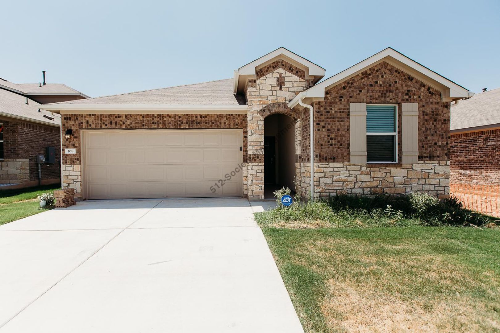 Georgetown House: 108 Finley Rae Dr