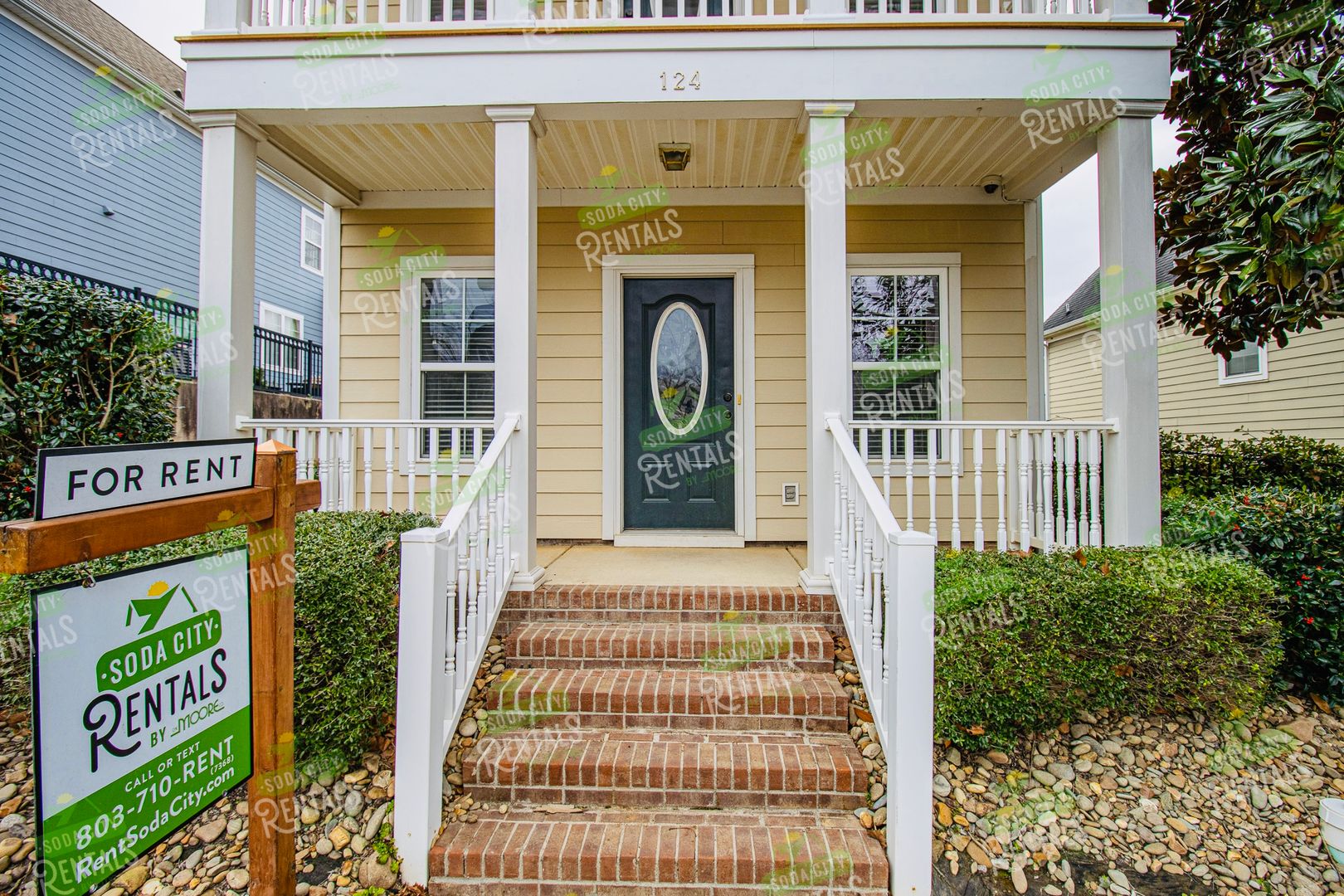 Columbia House: 124 Rosewood Hills Drive