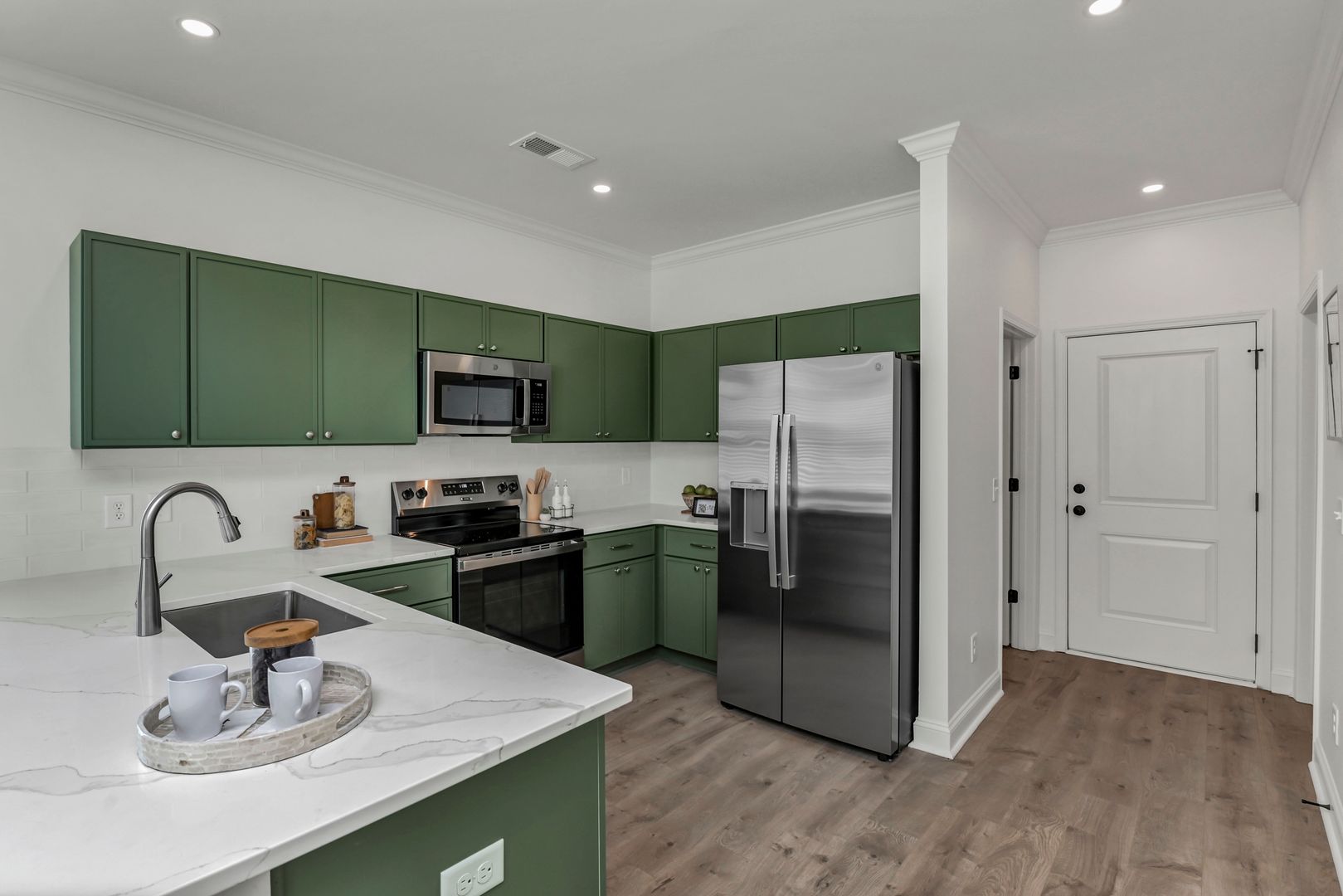609 South Edisto Avenue Unit I 7 of 12