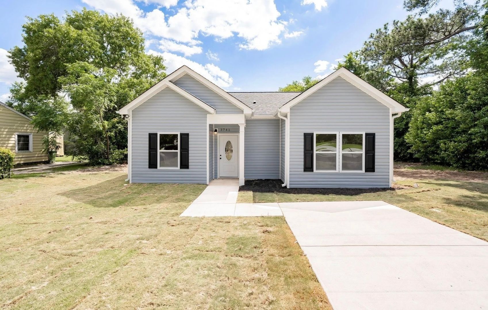 Columbia House: 3741 Humphrey Drive