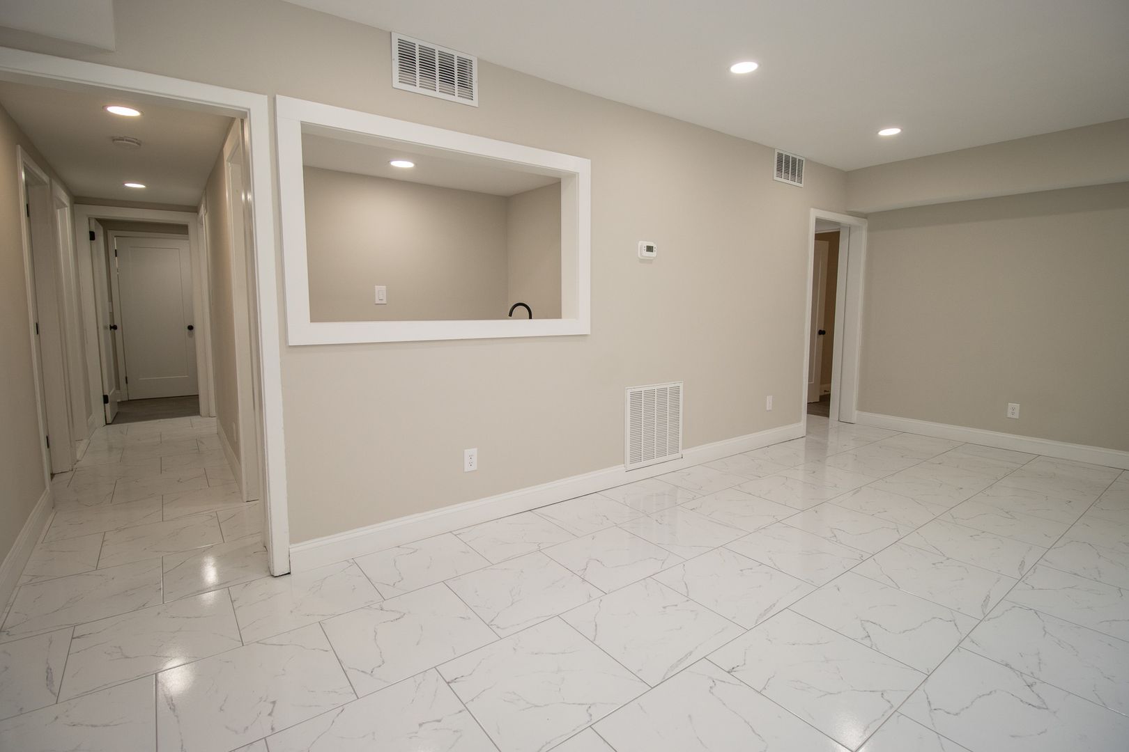Columbia Apartment: 1840 Hampton Street