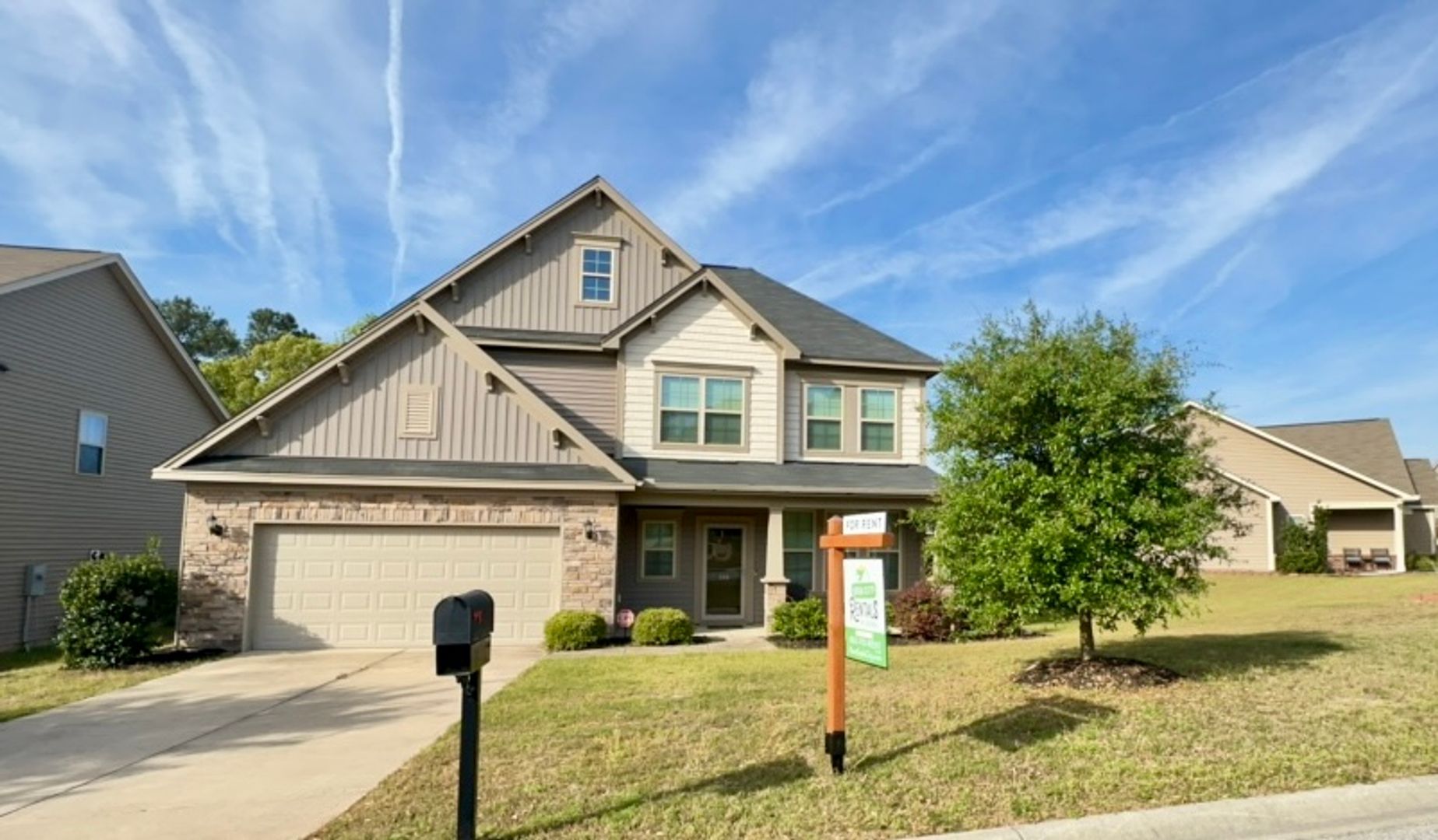 Columbia House: 244 Meadow Springs Drive