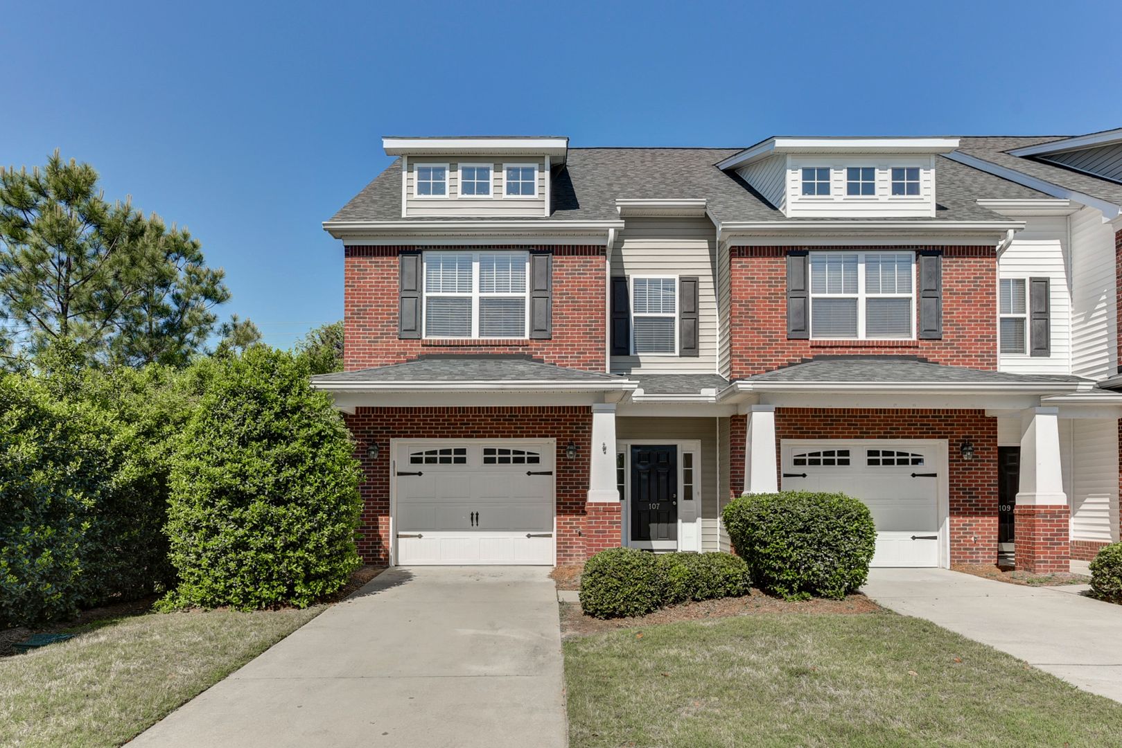 Columbia House: 107 Gavinshire Road