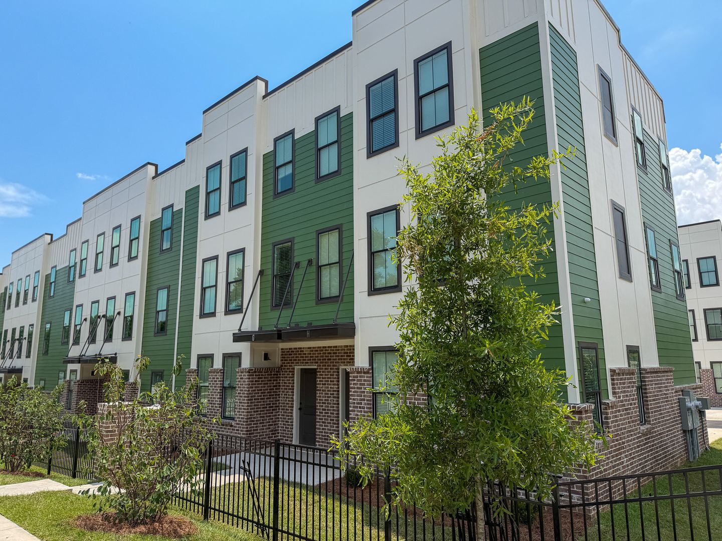 Columbia Townhome: 609 South Edisto Avenue Unit I