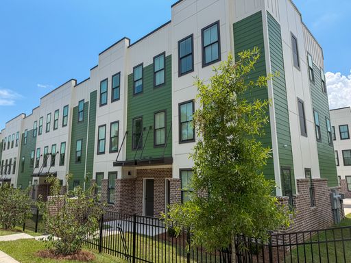 NEW Off-Campus for Students! – photo 1