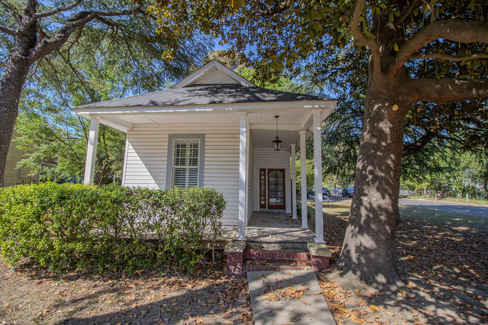 Columbia House: 1326 Dover Street