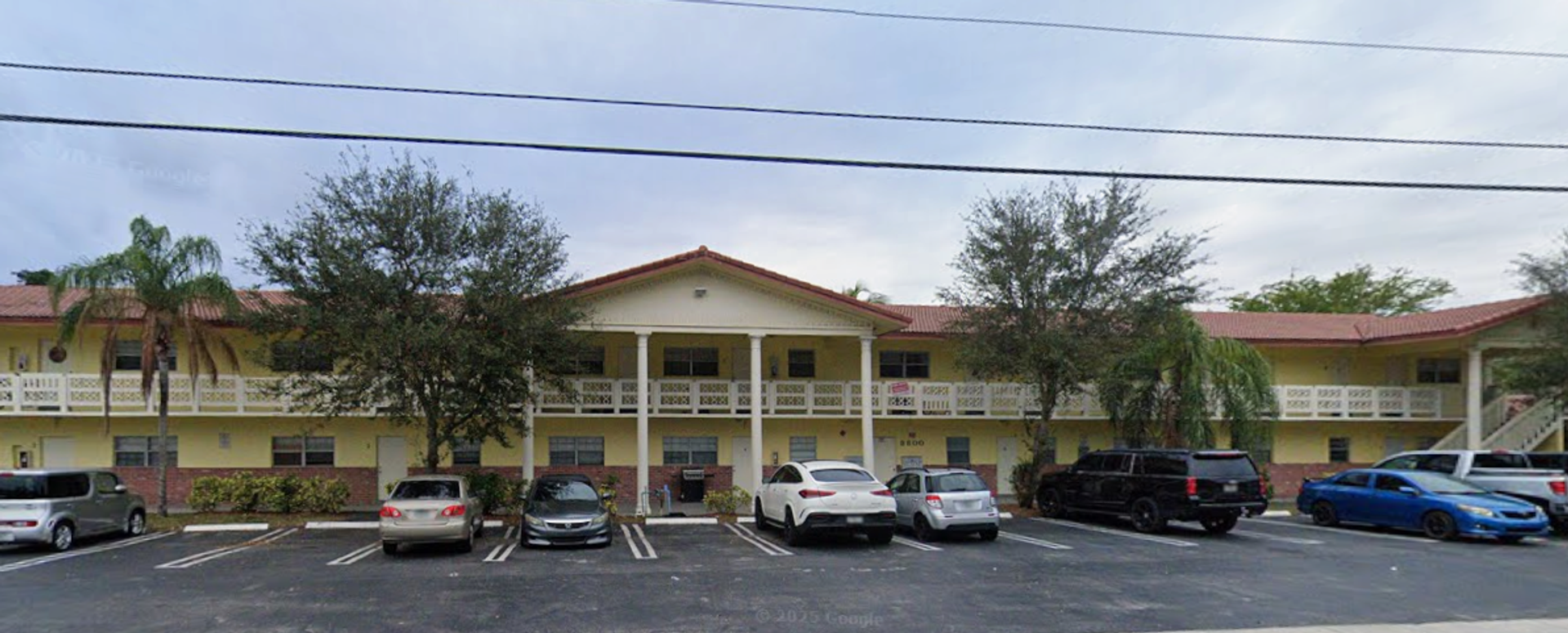 Coral Springs Apartment: 3800 Riverside Dr