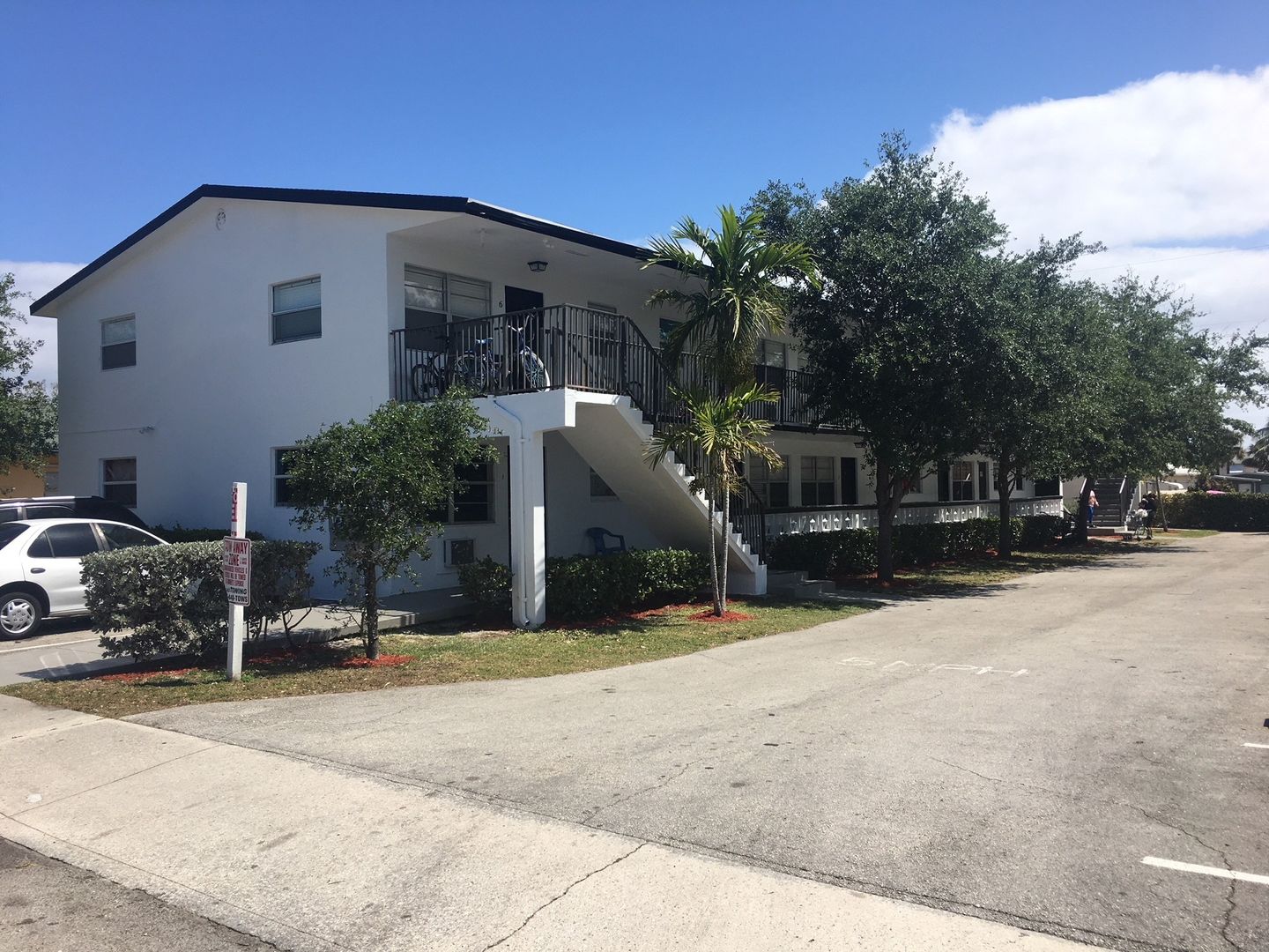 Lake Worth Apartment: 1106 South L St