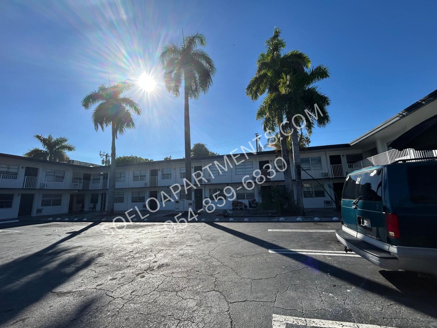 Lake Worth Apartment: 123 Erie St