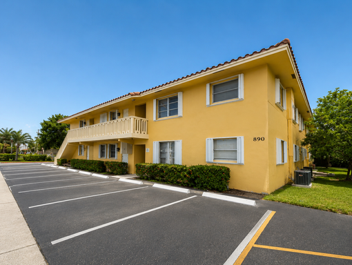 Move-In Special – Limited Time Only! Secure your new home with just first month’s rent and $995 deposit (with qualifying credit score) – photo 1